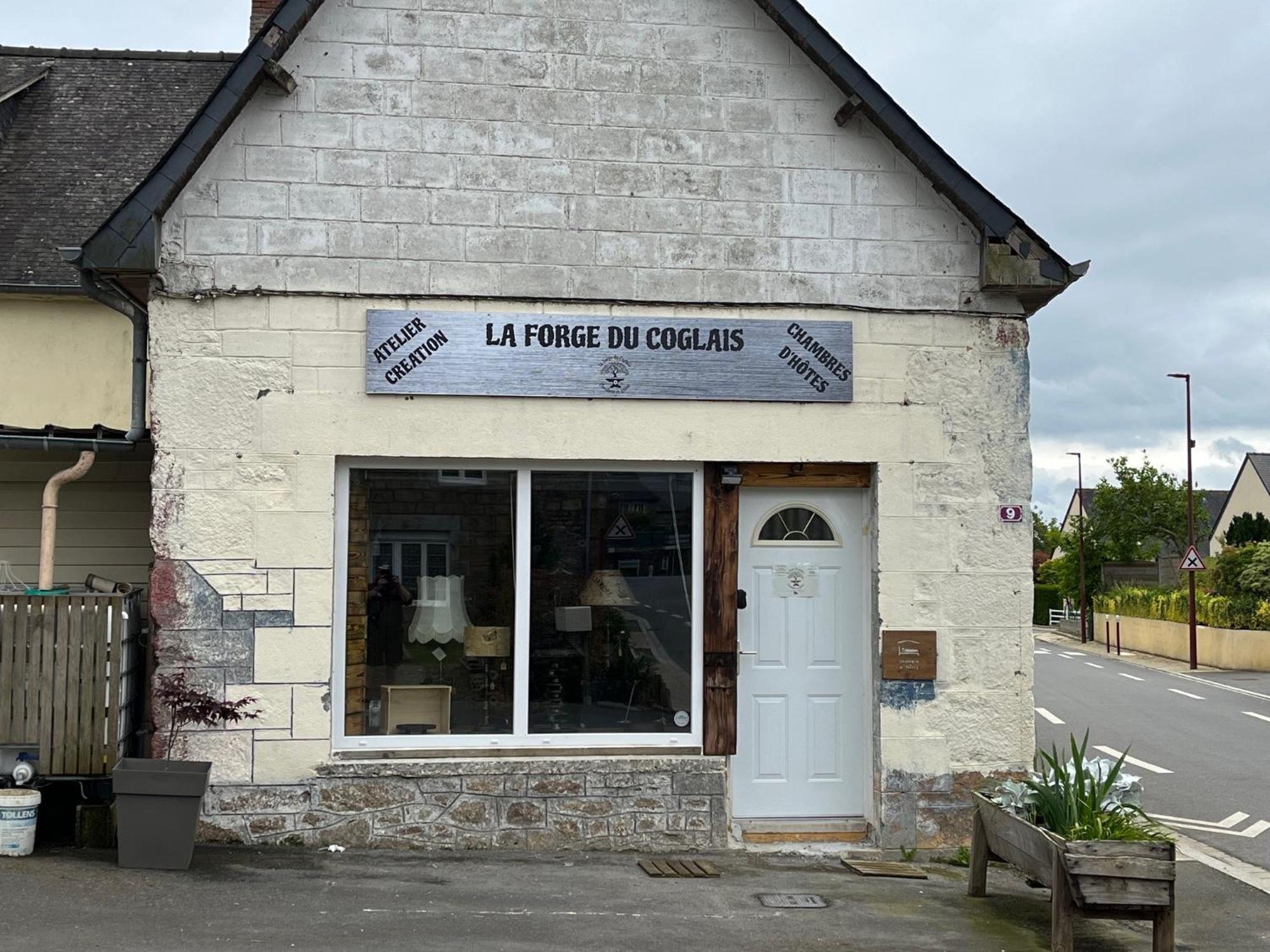 Chambres D'Hotes A La Forge Du Coglais La Selle-en-Cogles Exterior foto